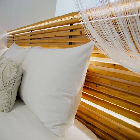 Yard Rooms Corinth 外观 照片